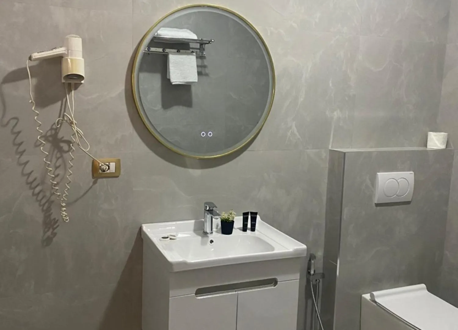 Prince Hotel Mezez
